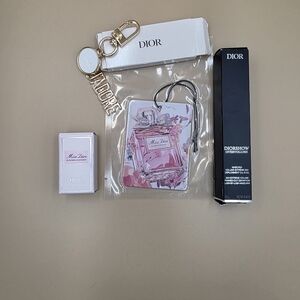 Dior Miss Dior and Diorshow Set with Gold Keychain